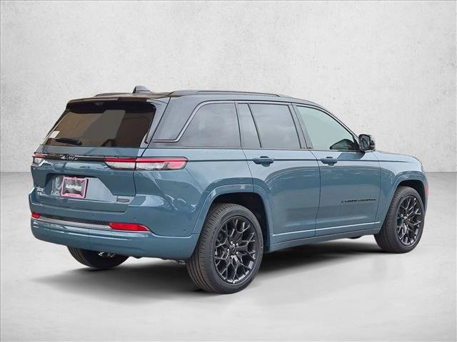 New 2027 Jeep Grand Cherokee Summit AWD/4WD image 2