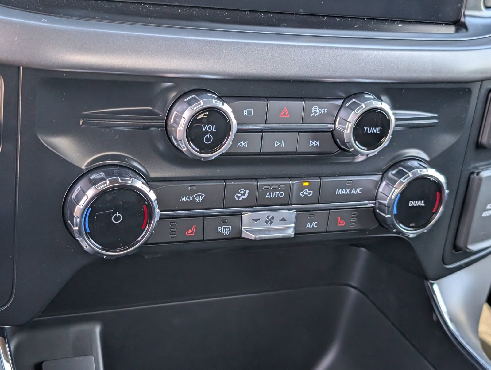 Used 2025 Ford F150 XLT w/ Equipment Group 302A MID image 16