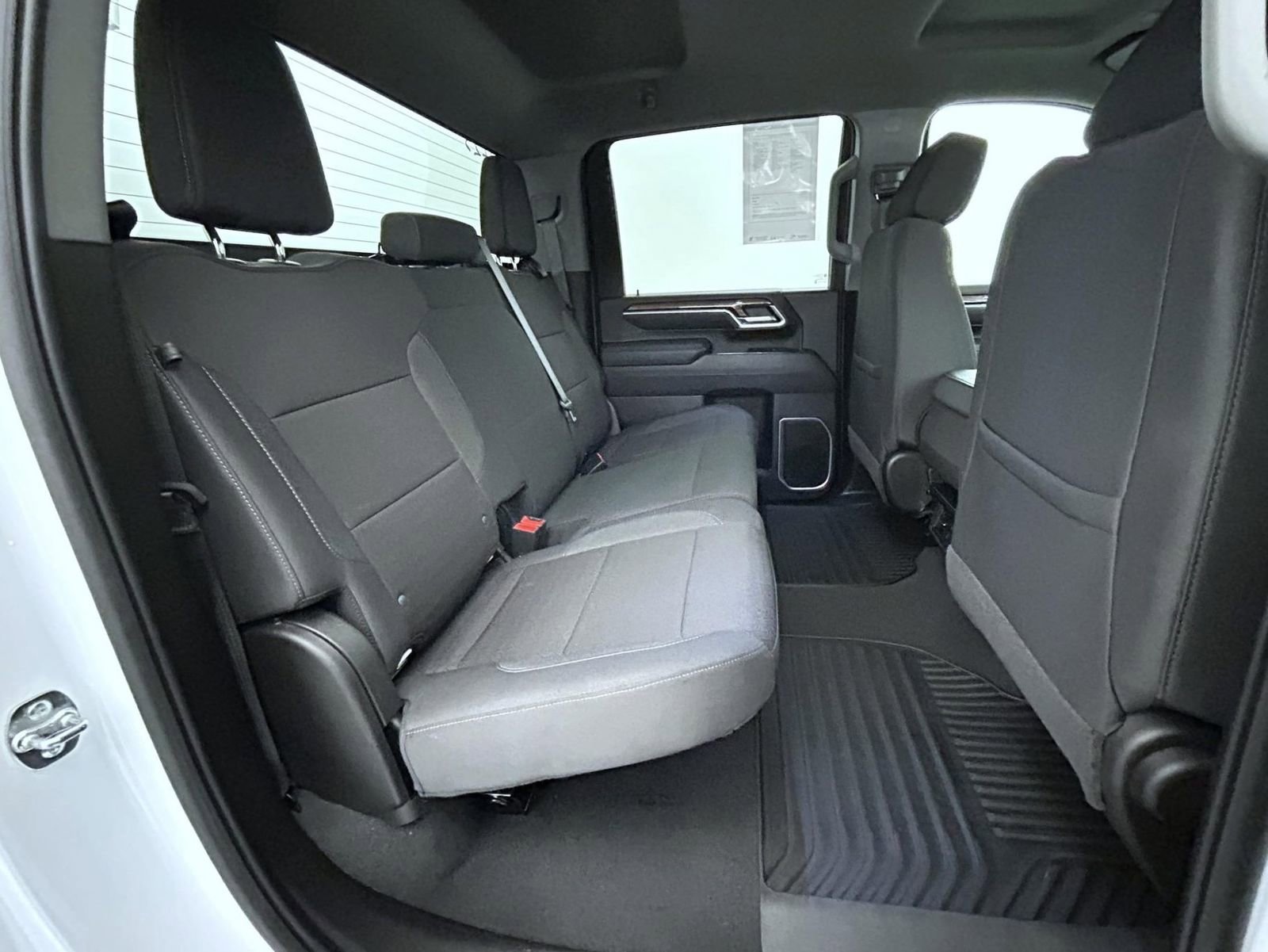Used 2025 Chevrolet Silverado 2500 LT w/ Convenience Package image 18