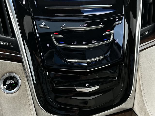 Used 2017 Cadillac Escalade Luxury RWD image 21