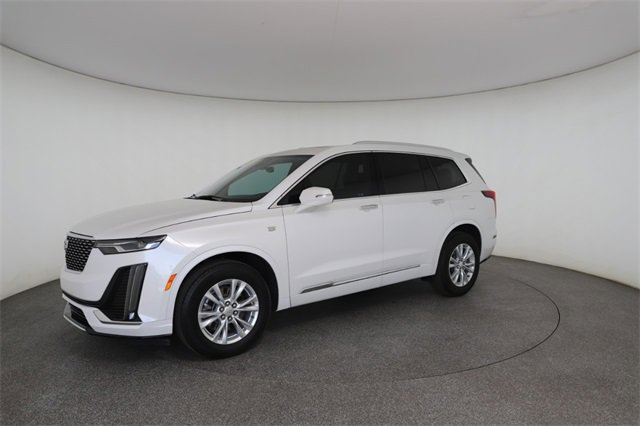 Used 2023 Cadillac XT6 Luxury image 4