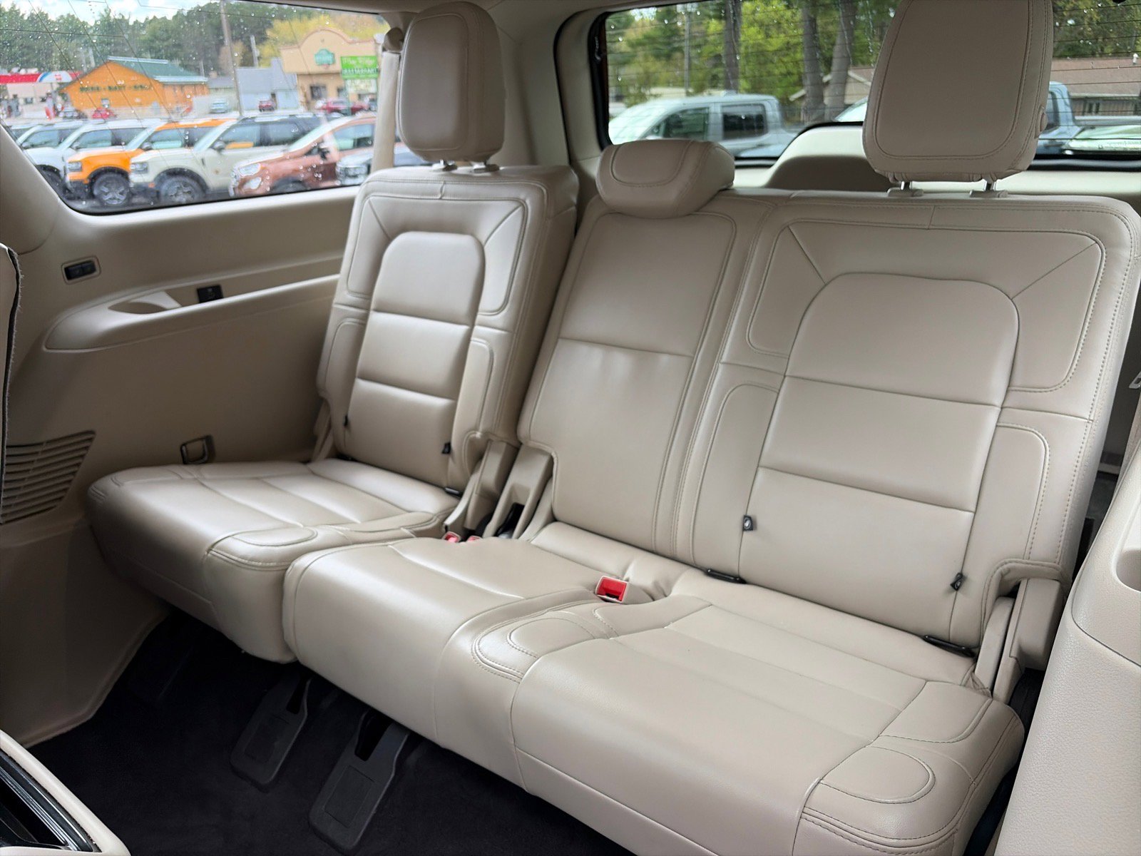 Used 2021 Lincoln Navigator L Reserve AWD/4WD image 14
