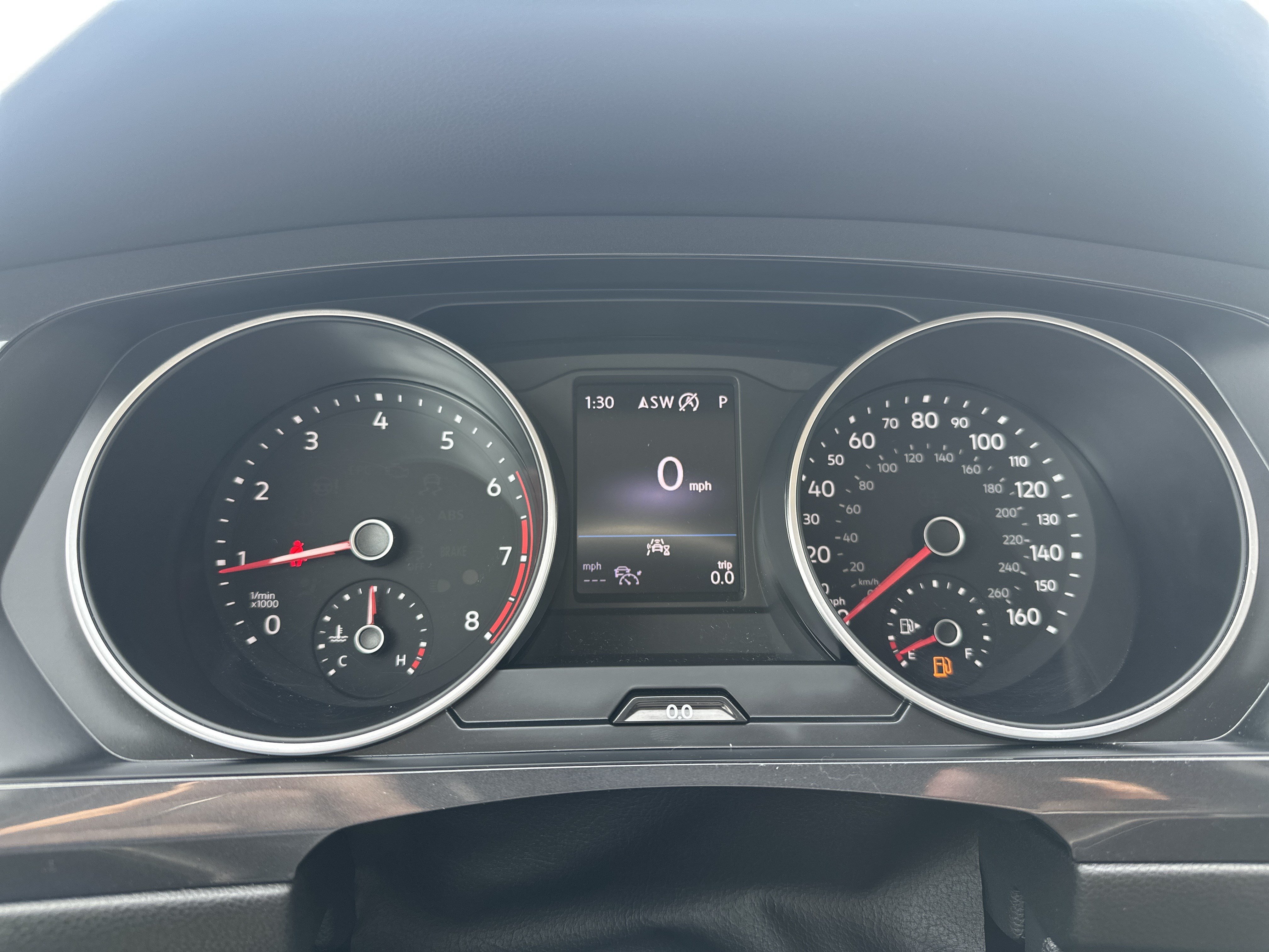 Used 2021 Volkswagen Tiguan SE AWD/4WD image 22