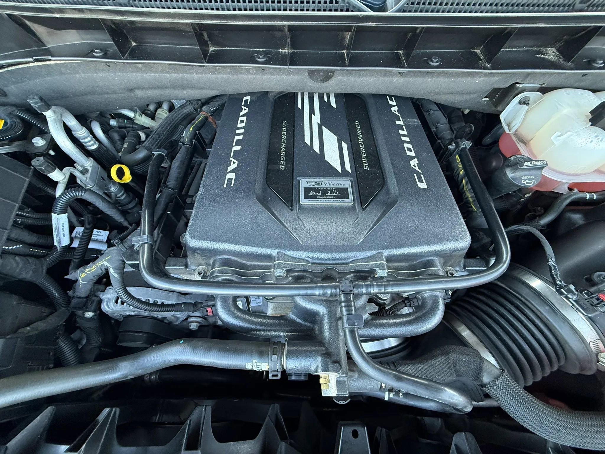 Used 2024 Cadillac Escalade ESV V image 28