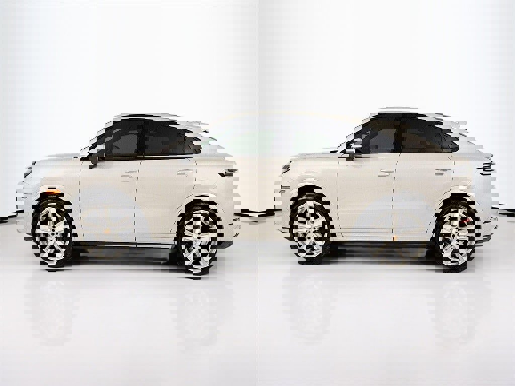 New 2026 Porsche Cayenne Coupe image 2