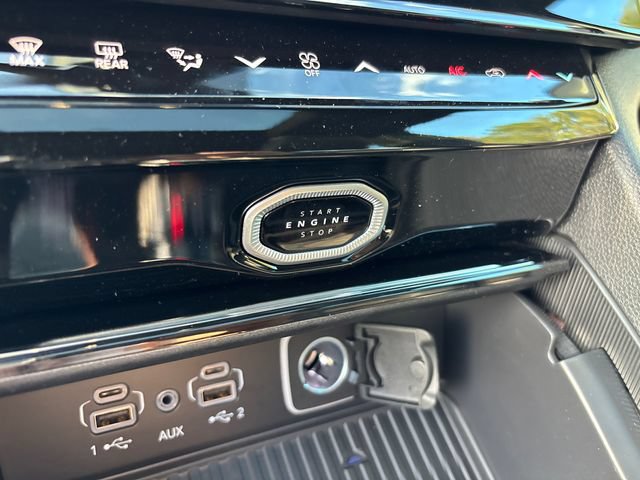 New 2027 Jeep Grand Cherokee Altitude AWD/4WD image 18