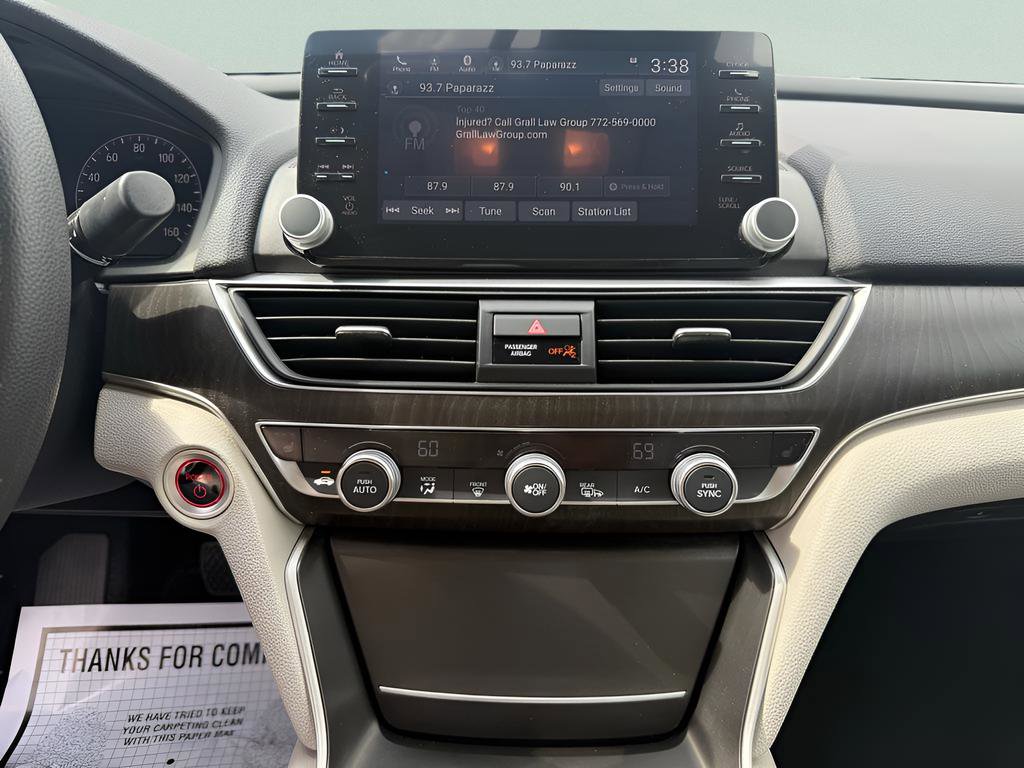 Certified 2021 Honda Accord EX image 17