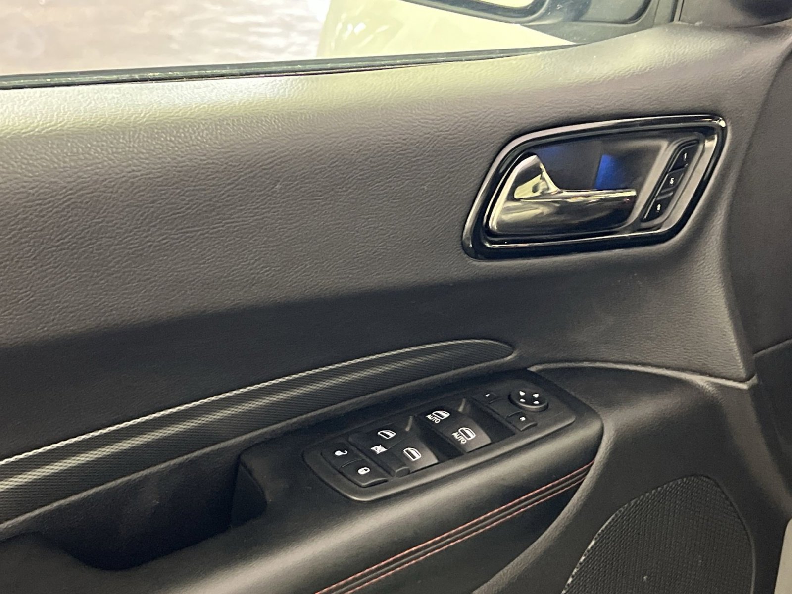 Used 2025 Dodge Durango GT image 15