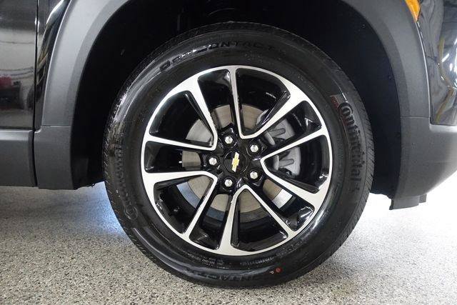 New 2026 Chevrolet TrailBlazer LT w/ LT Cold Weather Package FWD image 24