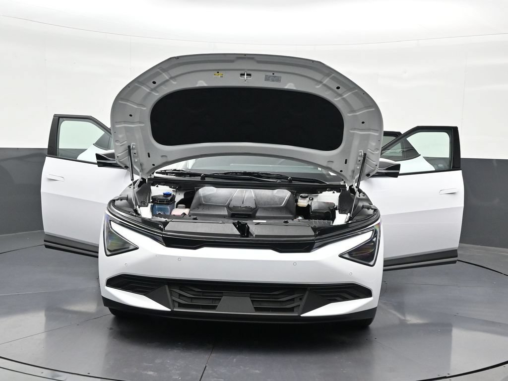 Used 2025 Kia EV6 Light RWD image 41