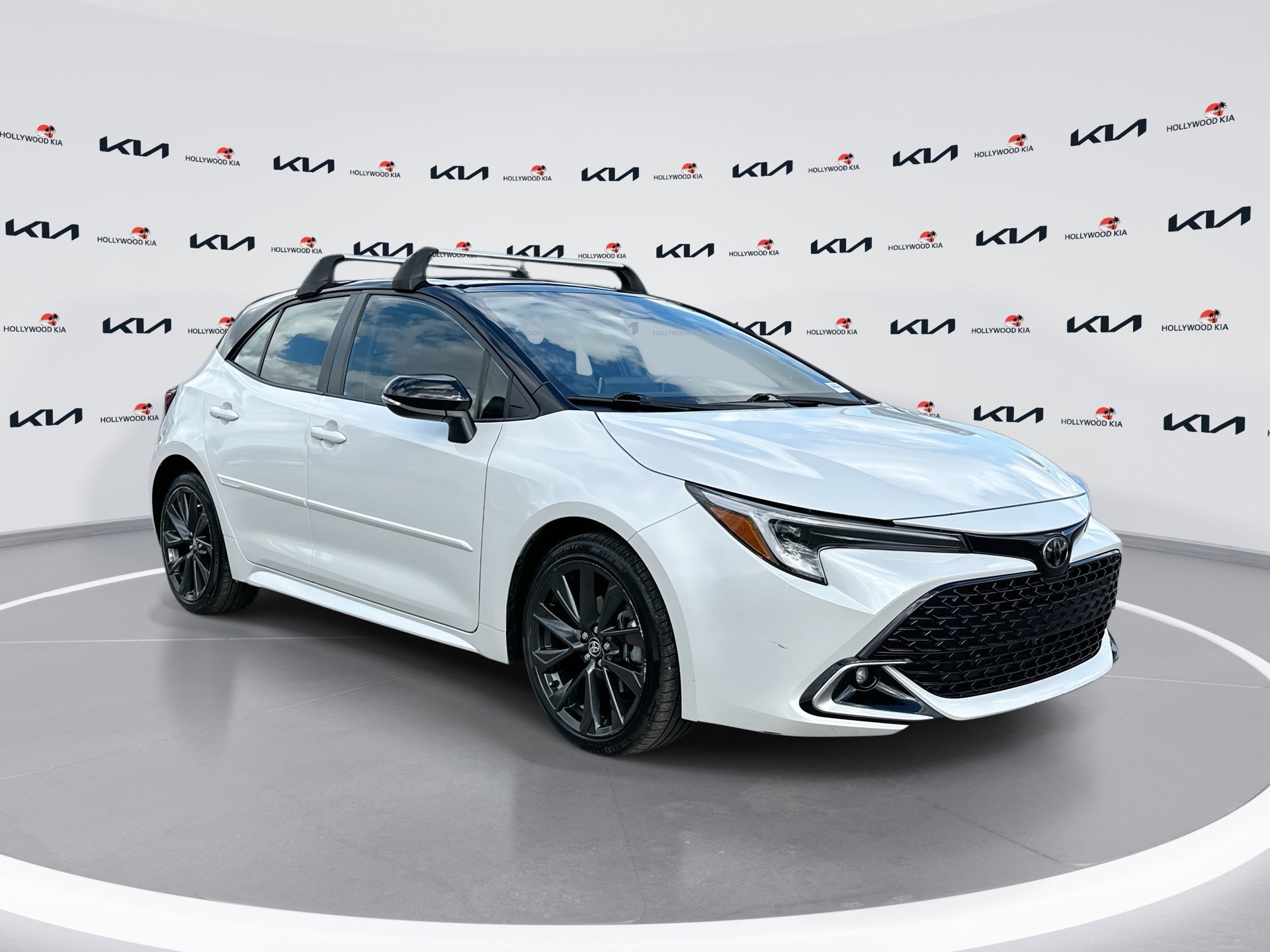 Used 2023 Toyota Corolla XSE image 1