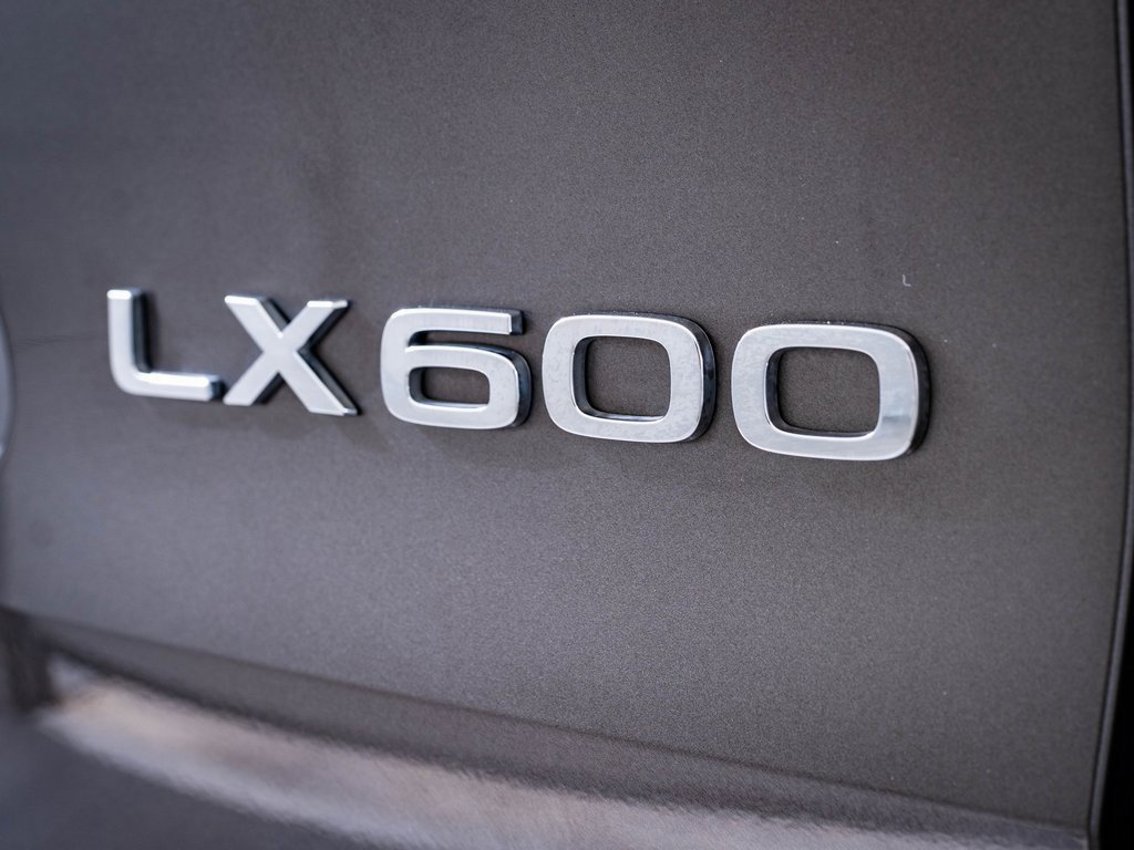 Used 2022 Lexus LX 600 F Sport image 8