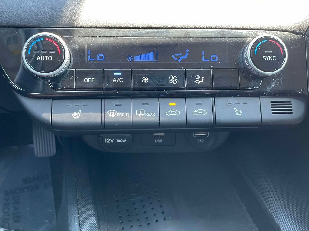 Used 2023 Hyundai Elantra SEL w/ Convenience Package FWD image 28