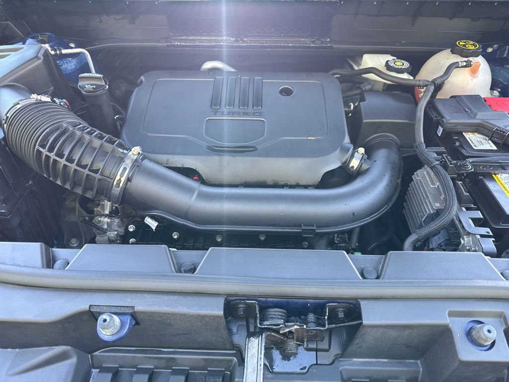 Used 2023 GMC Acadia SLE w/ Driver Convenience Package AWD/4WD image 12