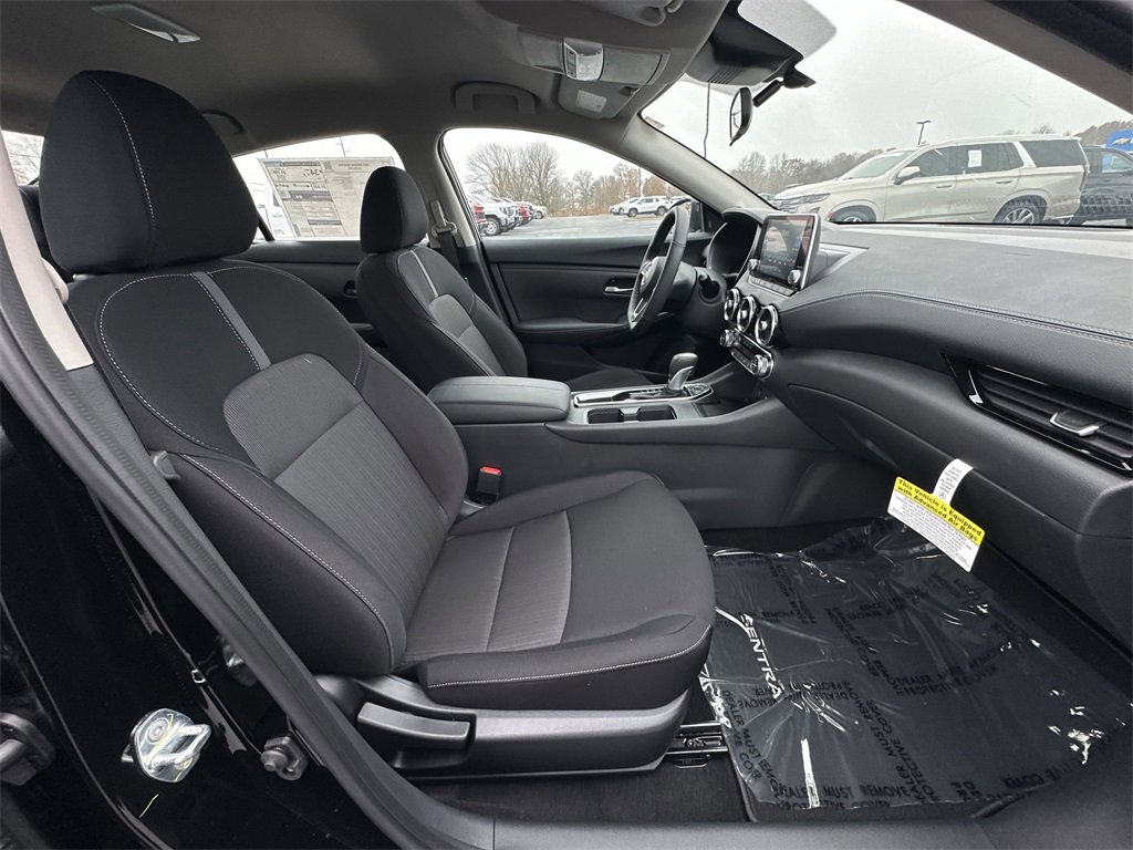 New 2025 Nissan Sentra SV image 23