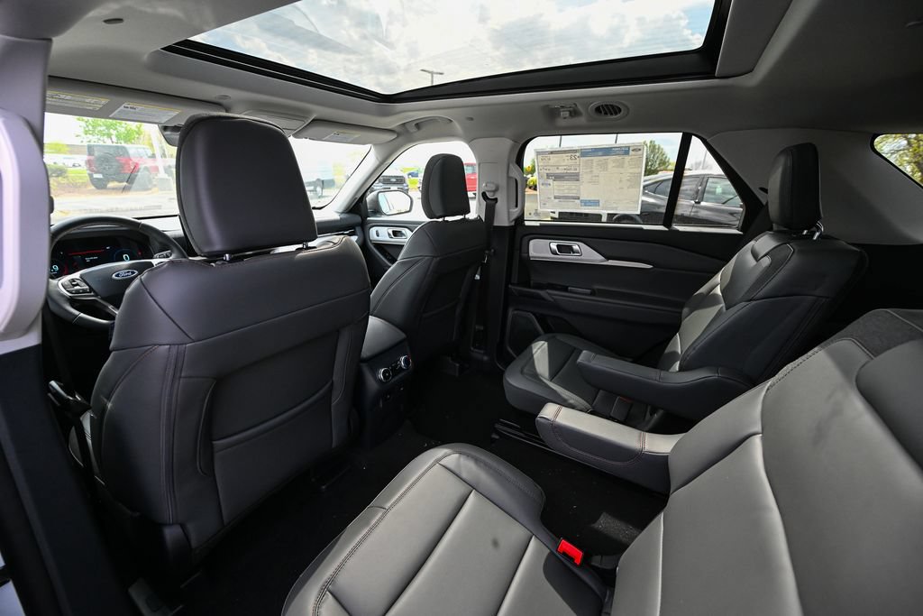 New 2026 Ford Explorer Active w/ Active Comfort Package AWD/4WD image 19