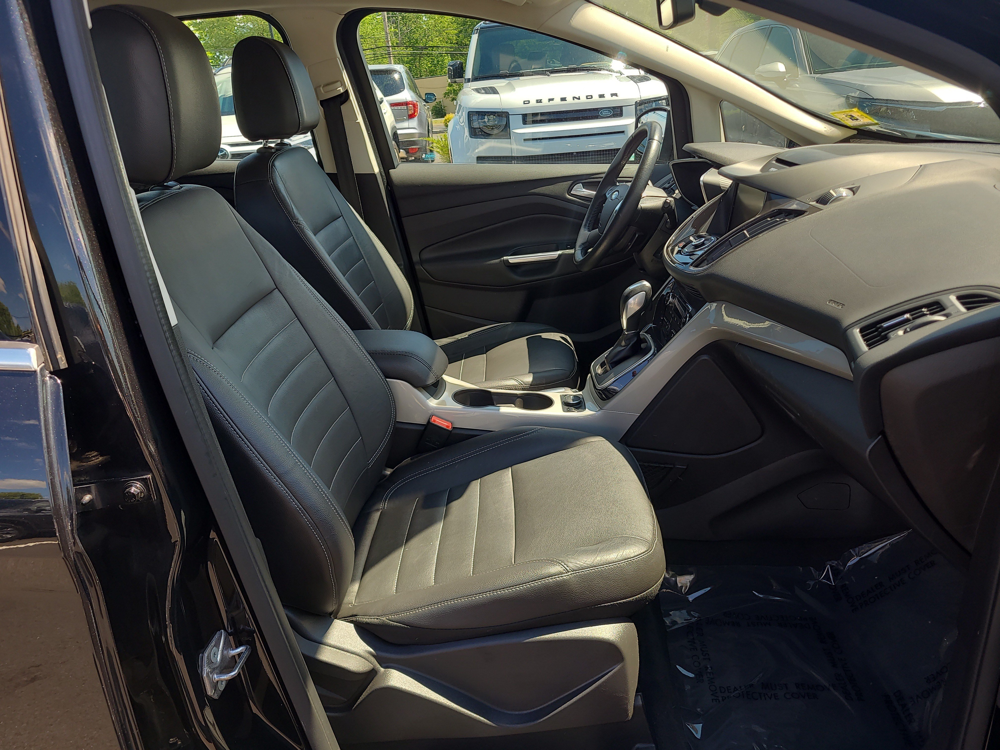 Used 2015 Ford C-MAX Energi SEL w/ Equipment Group 302A FWD image 17