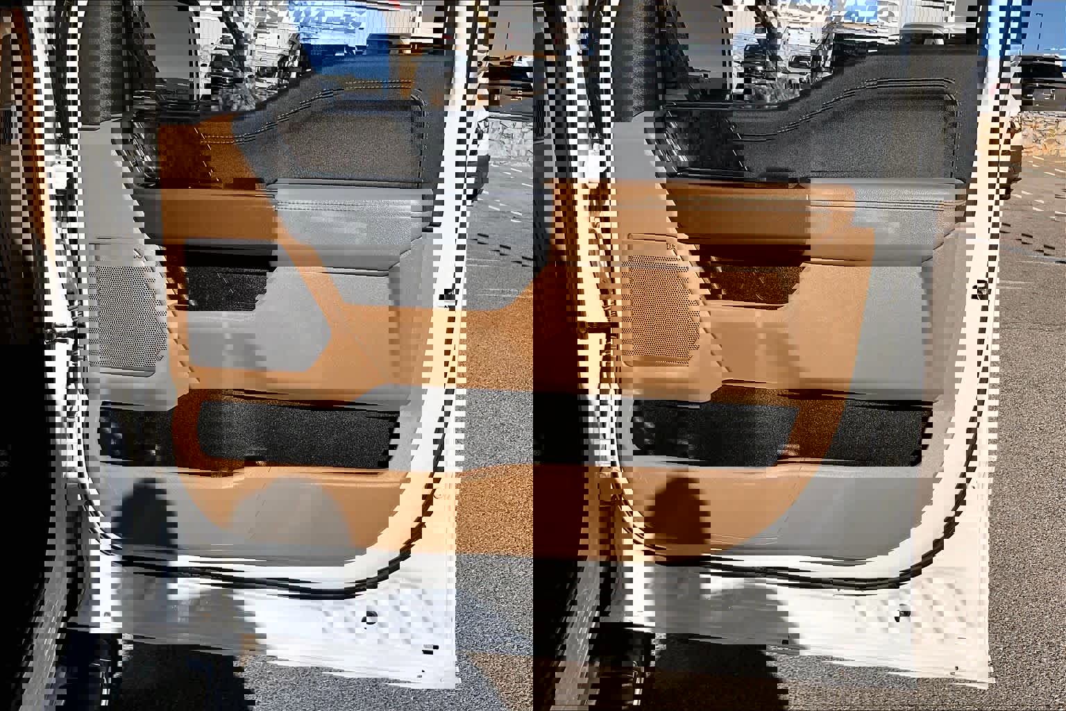 Used 2022 Ford F150 Lariat w/ Equipment Group 502A High image 22