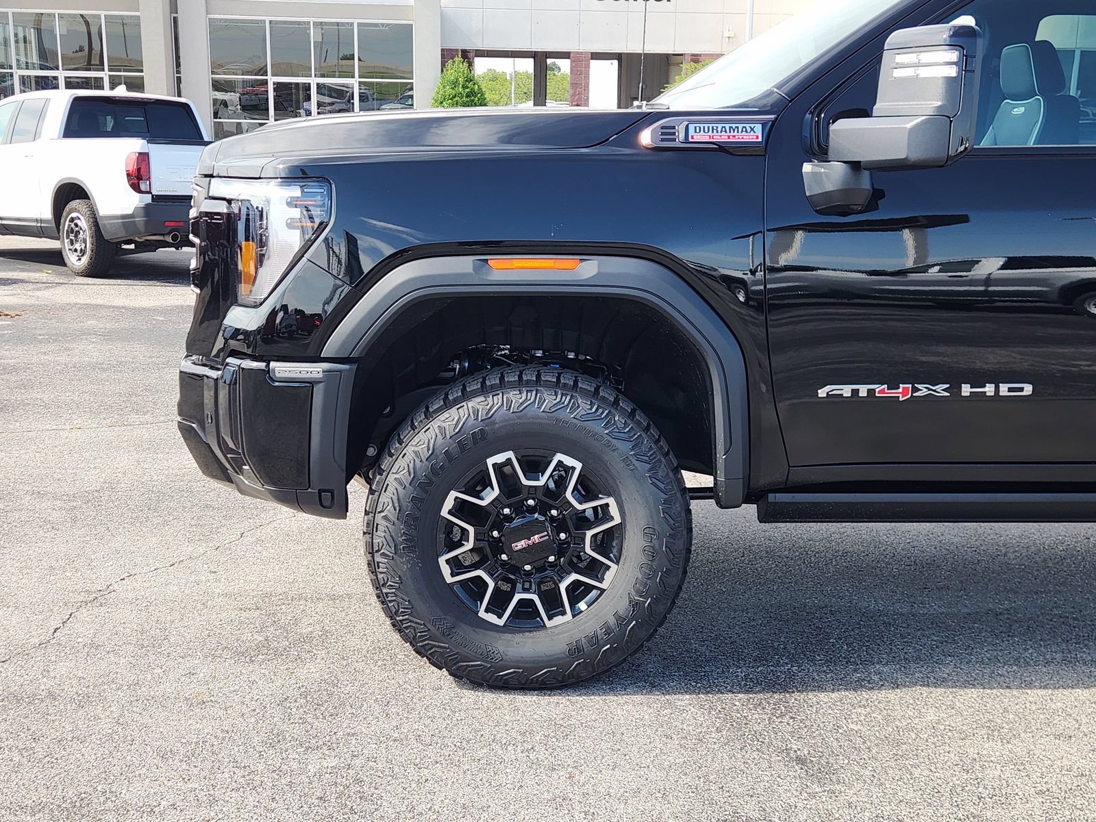 New 2026 GMC Sierra 2500 AT4X AWD/4WD image 9