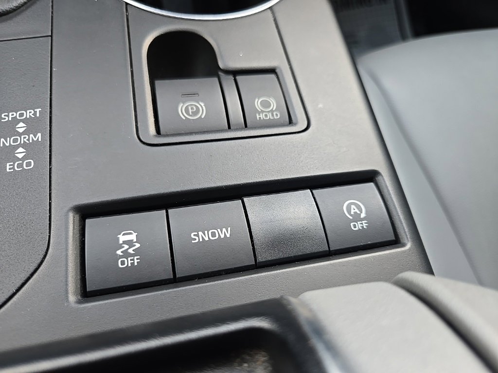 Used 2021 Toyota Highlander XLE image 65