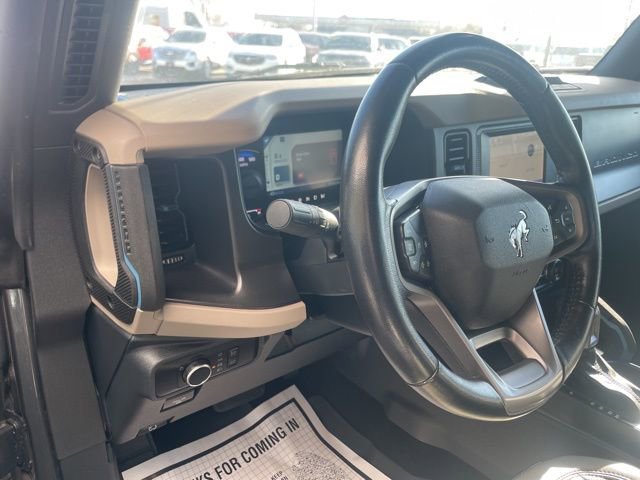 Used 2023 Ford Bronco Wildtrak image 25