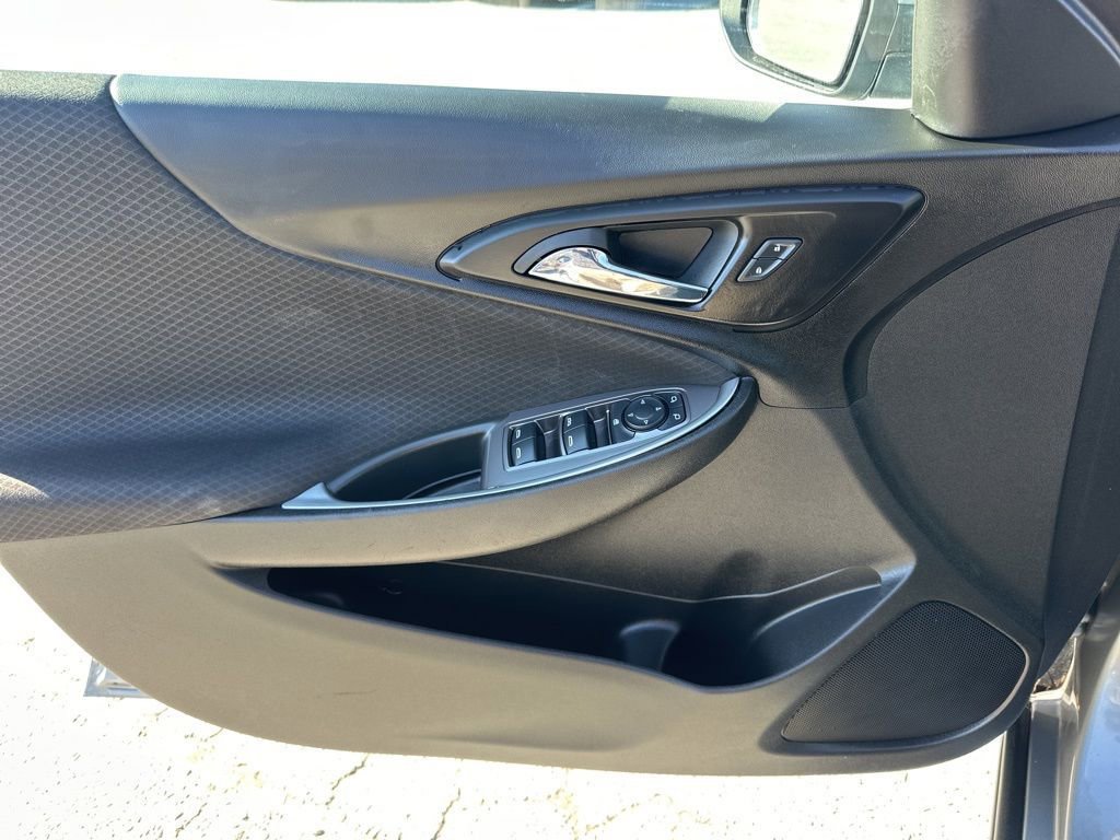 Used 2024 Chevrolet Malibu LT image 23