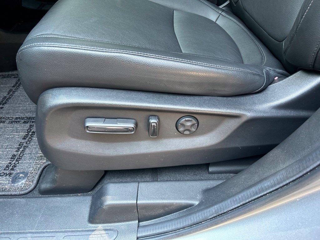 Used 2025 Honda Odyssey EX-L image 14