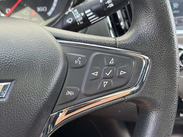 Used 2017 Chevrolet Cruze LT w/ Sun And Sound Package FWD image 14