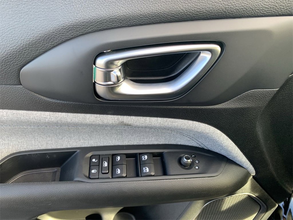 New 2026 Jeep Compass Latitude image 12