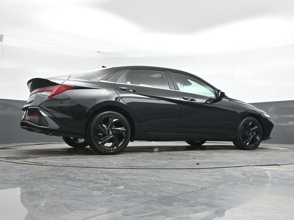 New 2026 Hyundai Elantra SEL Sport image 40