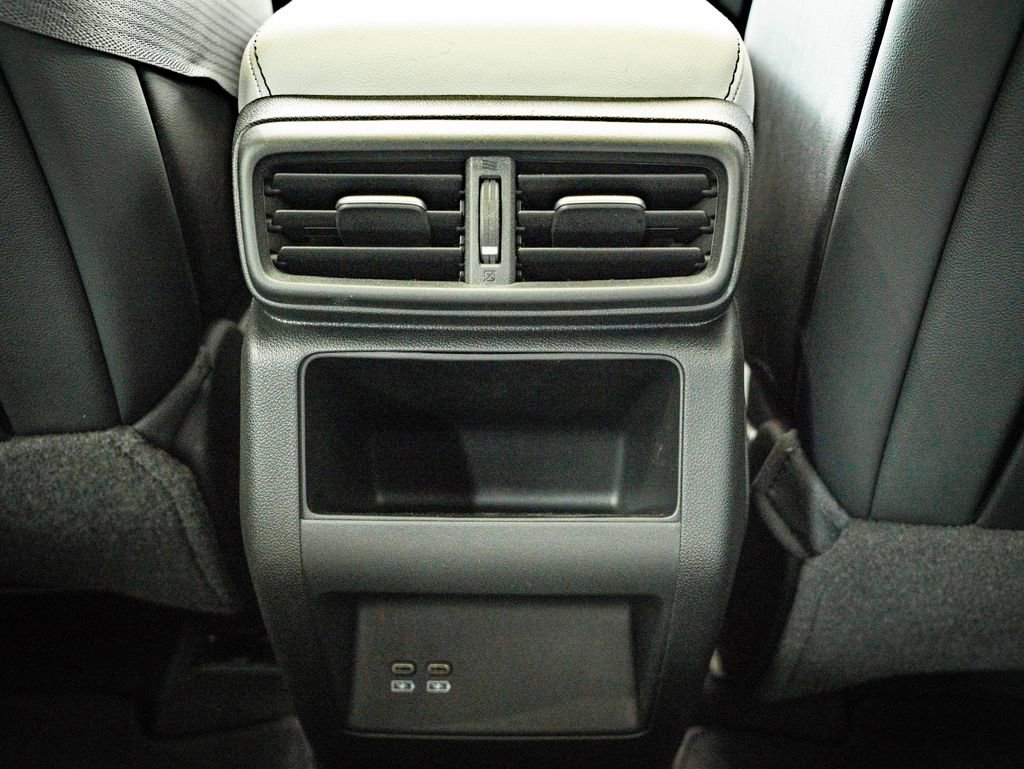 Used 2024 Acura ZDX A-Spec image 40
