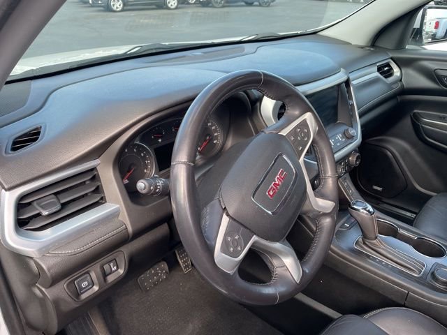 Used 2018 GMC Acadia SLT image 2