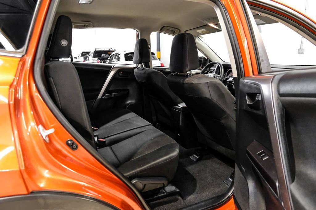 Used 2016 Toyota RAV4 LE FWD image 41