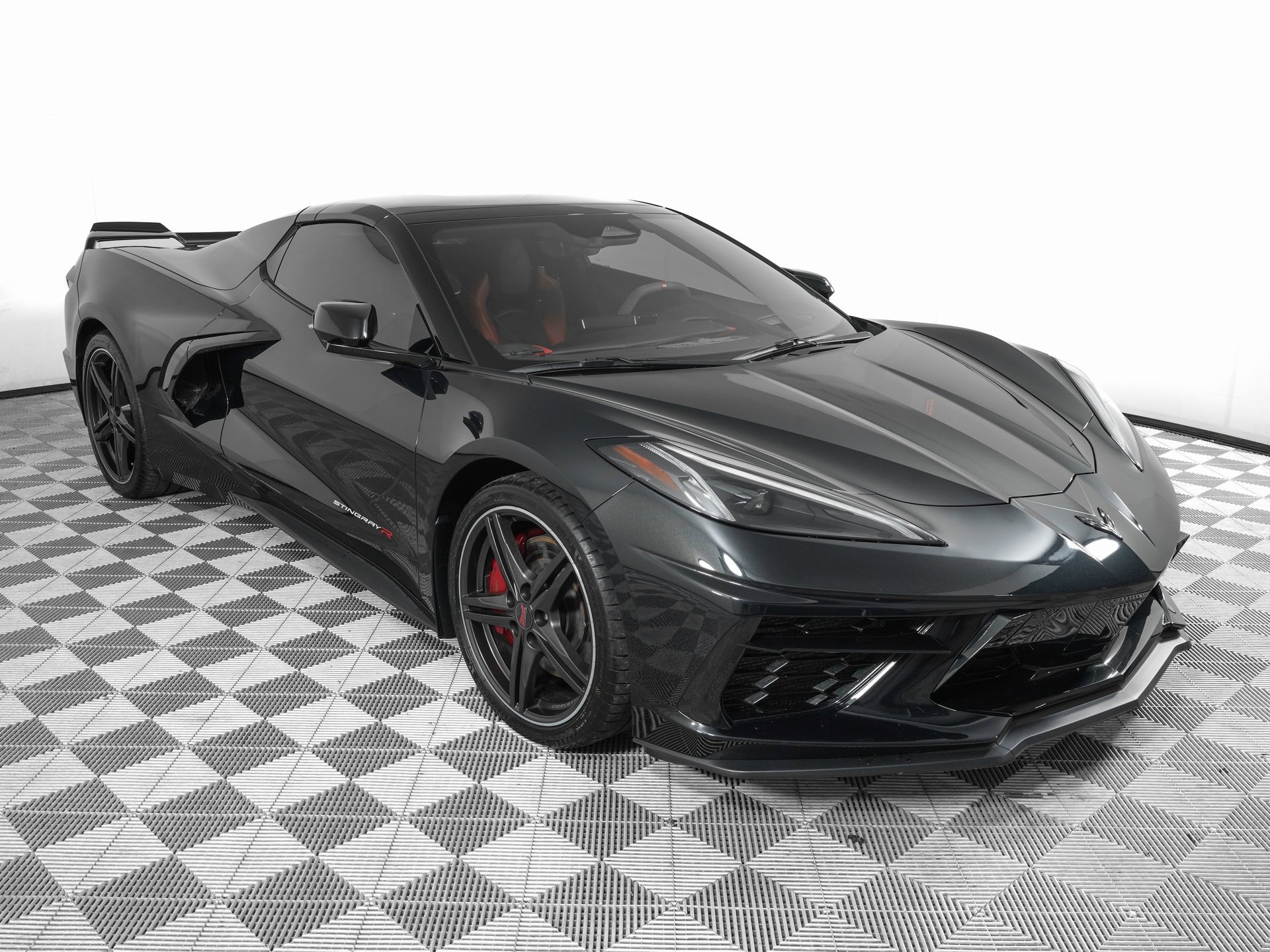 Used 2024 Chevrolet Corvette Stingray Premium Conv w/ Z51 Performance Package image 4