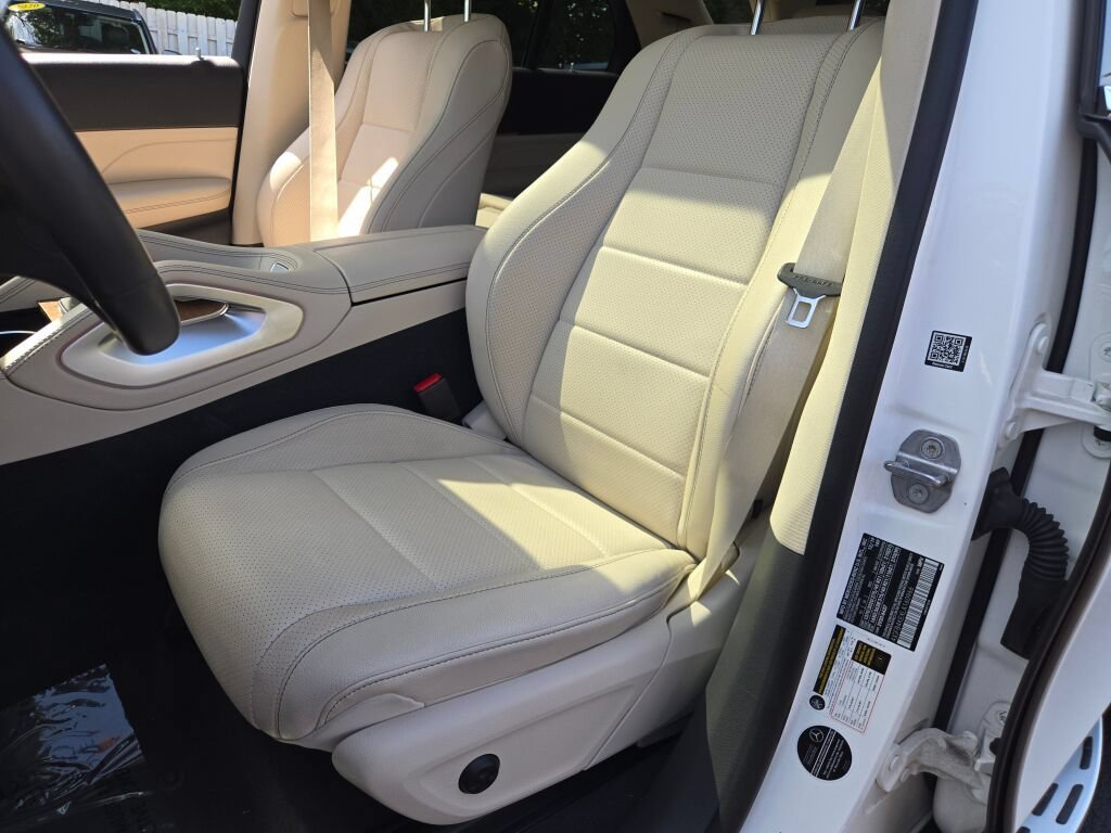 Used 2020 Mercedes-Benz GLE 350 4MATIC image 29
