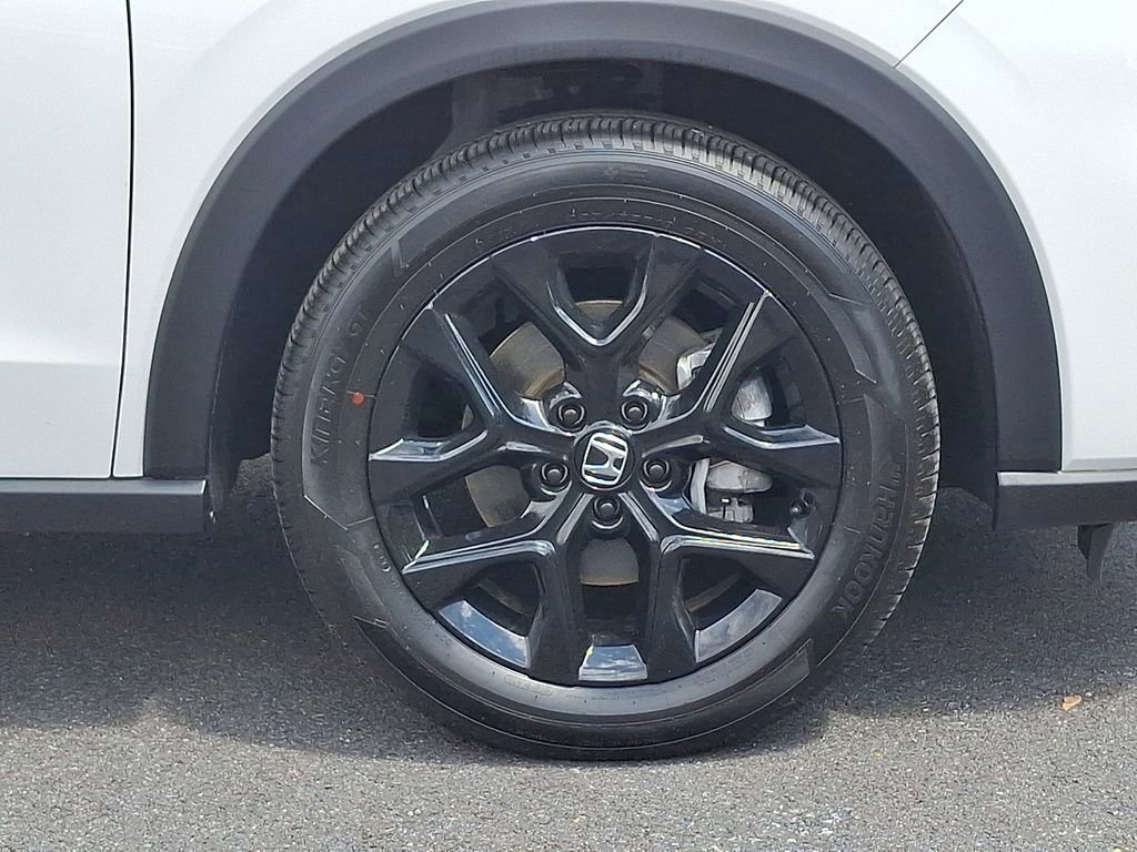 Used 2025 Honda HR-V Sport image 8