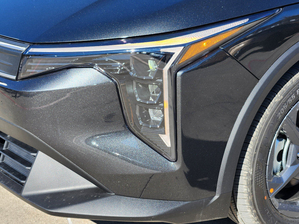 New 2026 Kia K4 LXS image 6