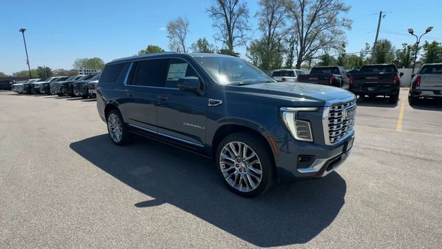 New 2026 GMC Yukon XL Denali image 2