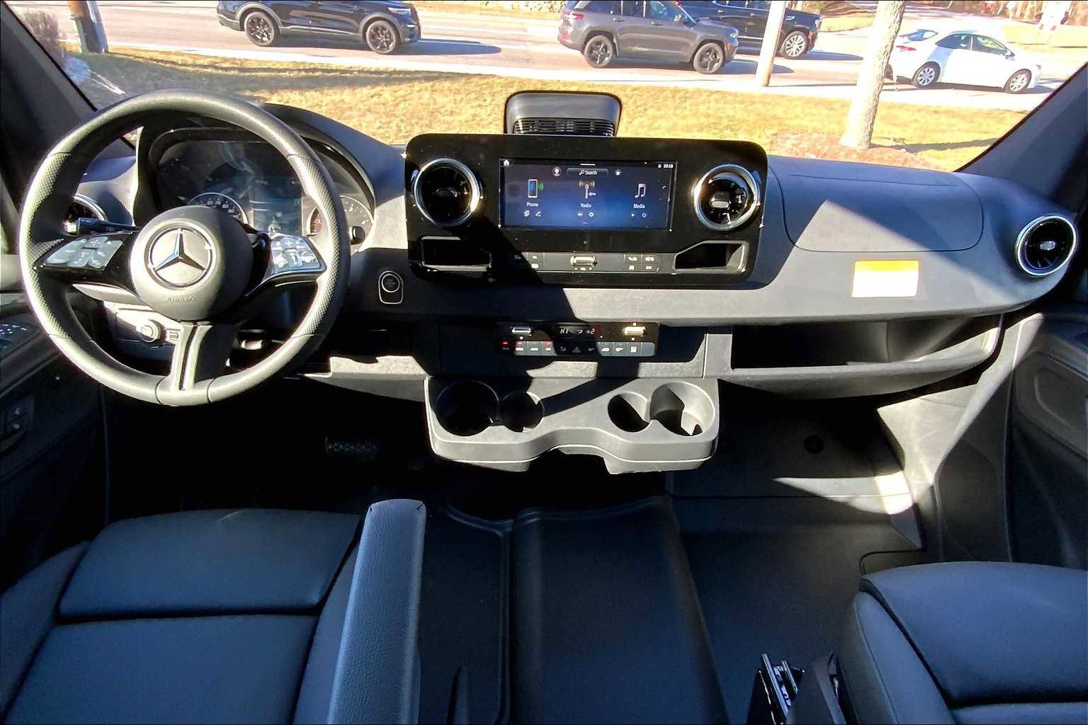 New 2025 Mercedes-Benz Sprinter 2500 image 8