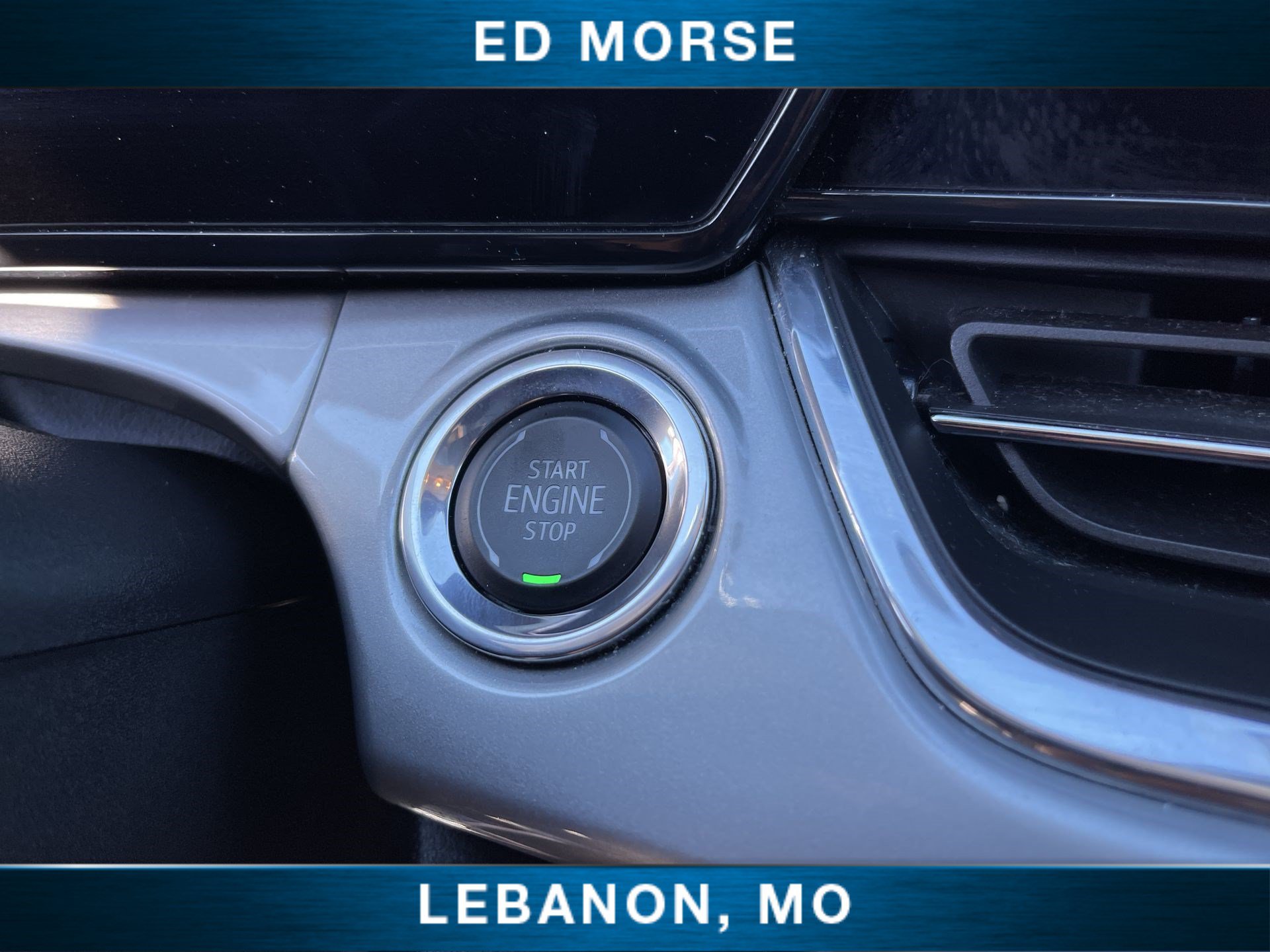 Certified 2025 Chevrolet Trax LT w/ LT Convenience Package FWD image 16