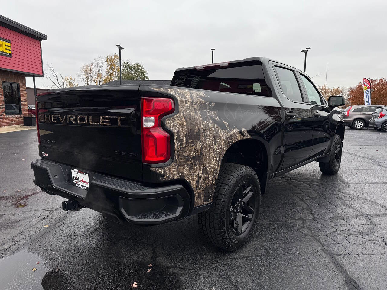 Used 2021 Chevrolet Silverado 1500 Custom Trail Boss w/ Realtree Special Edition image 8