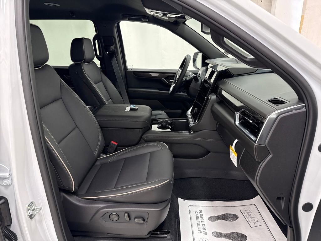 New 2026 GMC Yukon XL Elevation image 9