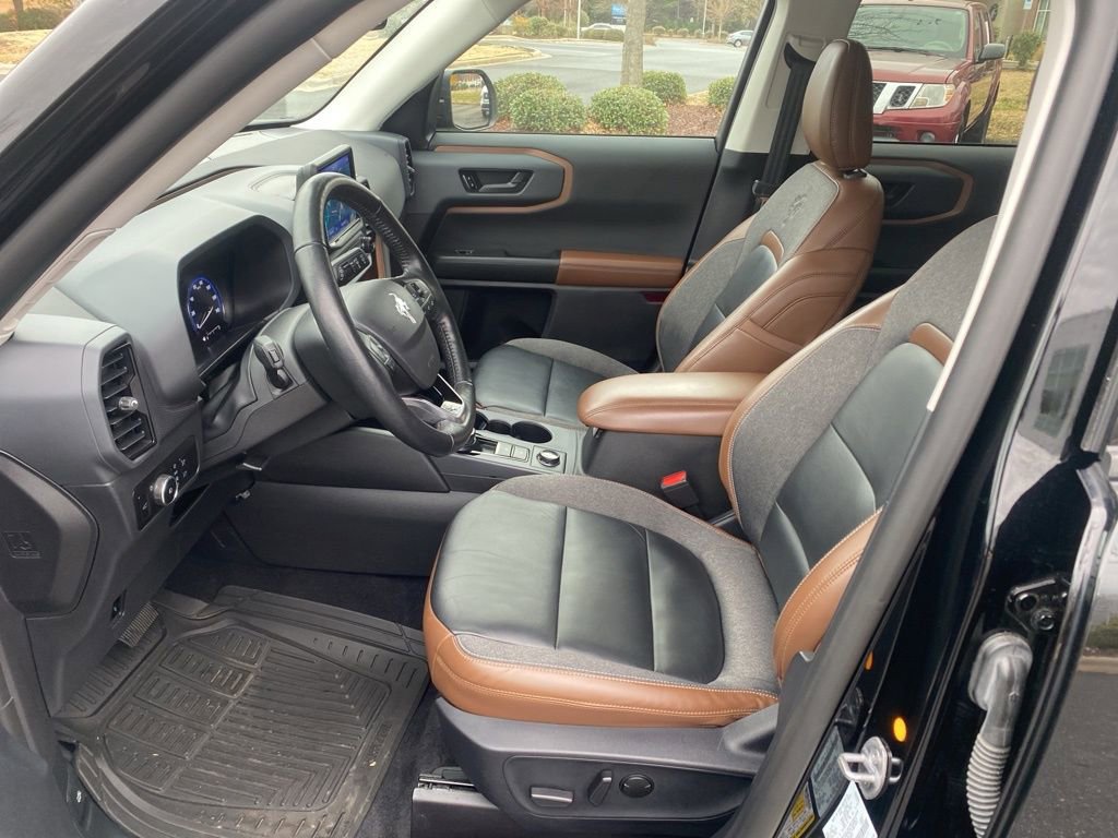 Used 2023 Ford Bronco Sport Outer Banks w/ Tech Package image 16