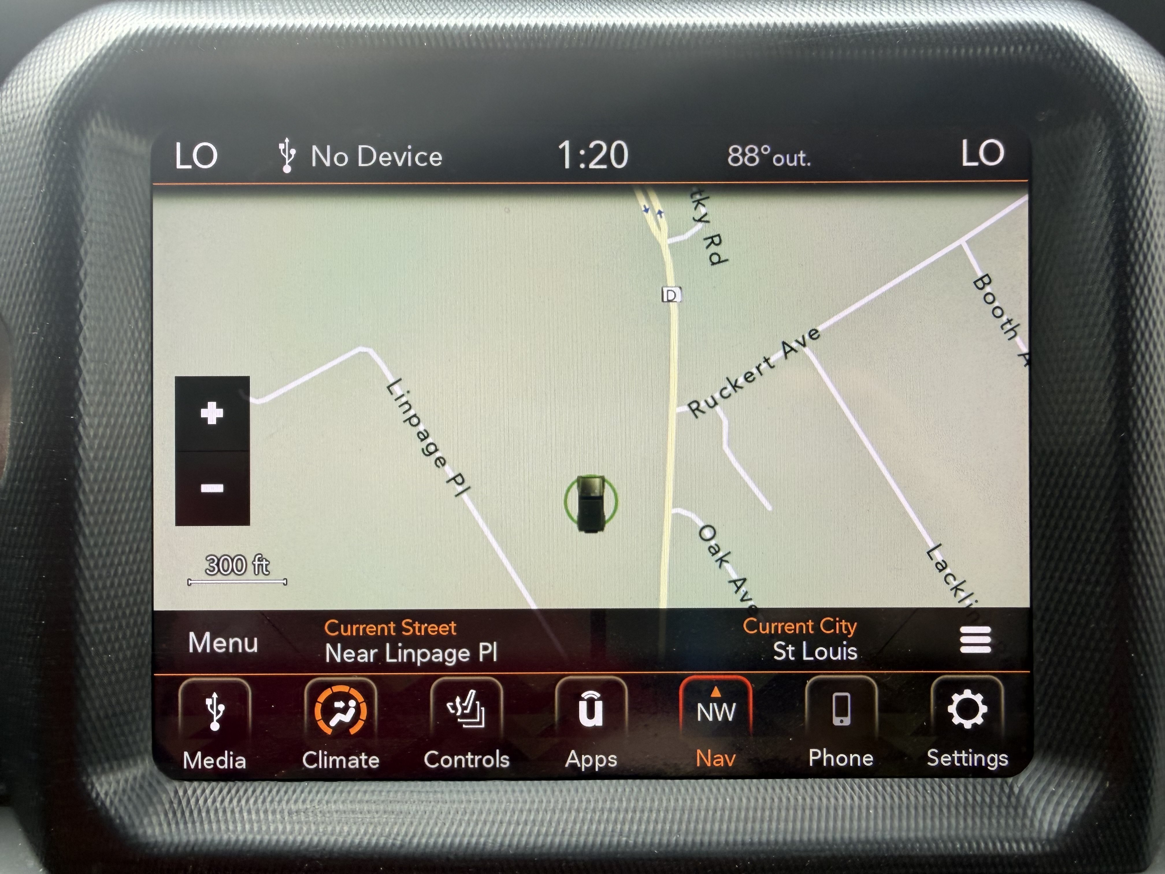 Used 2018 Jeep Wrangler Unlimited Sahara AWD/4WD image 19