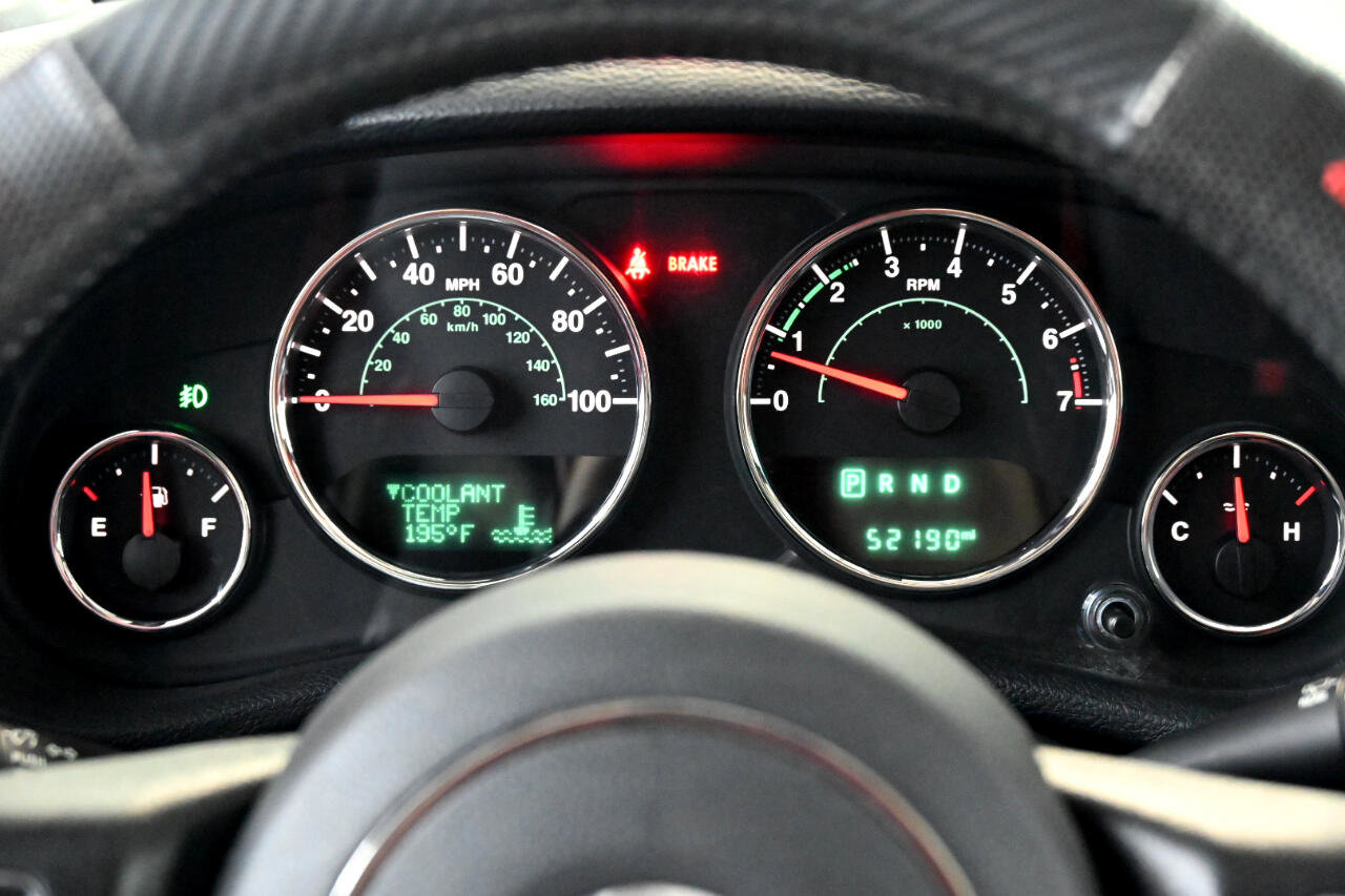 Used 2018 Jeep Wrangler Unlimited Rubicon w/ Cold Weather Group image 26