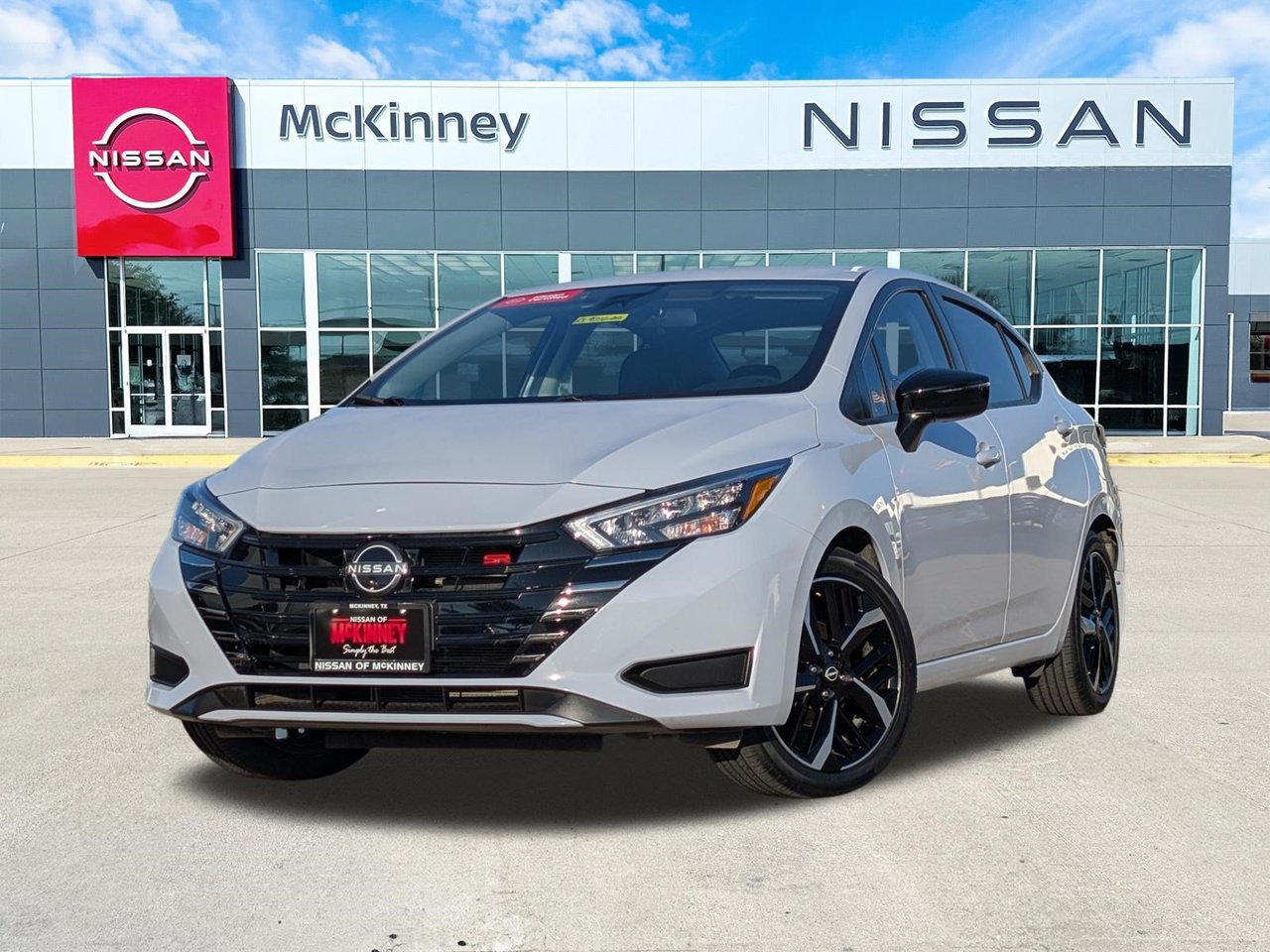 Certified 2024 Nissan Versa SR w/ Trunk Package FWD image 1