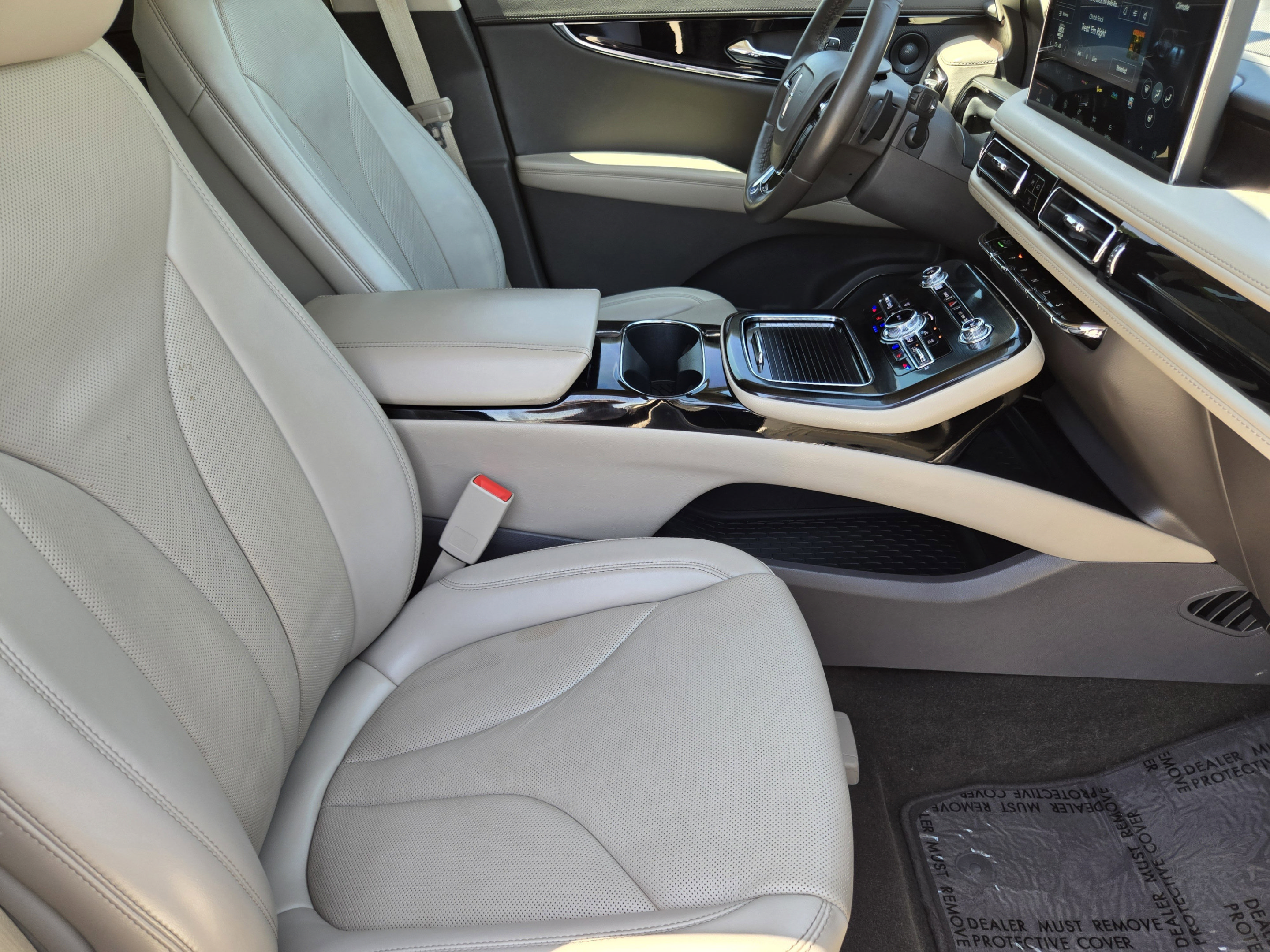 Used 2022 Lincoln Nautilus Reserve w/ Monochromatic Package AWD/4WD image 24