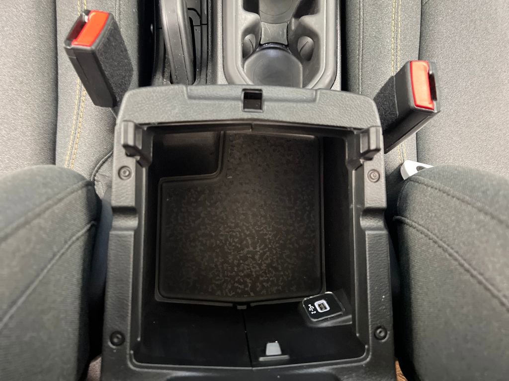 Used 2025 Jeep Wrangler Sahara 4xe image 35