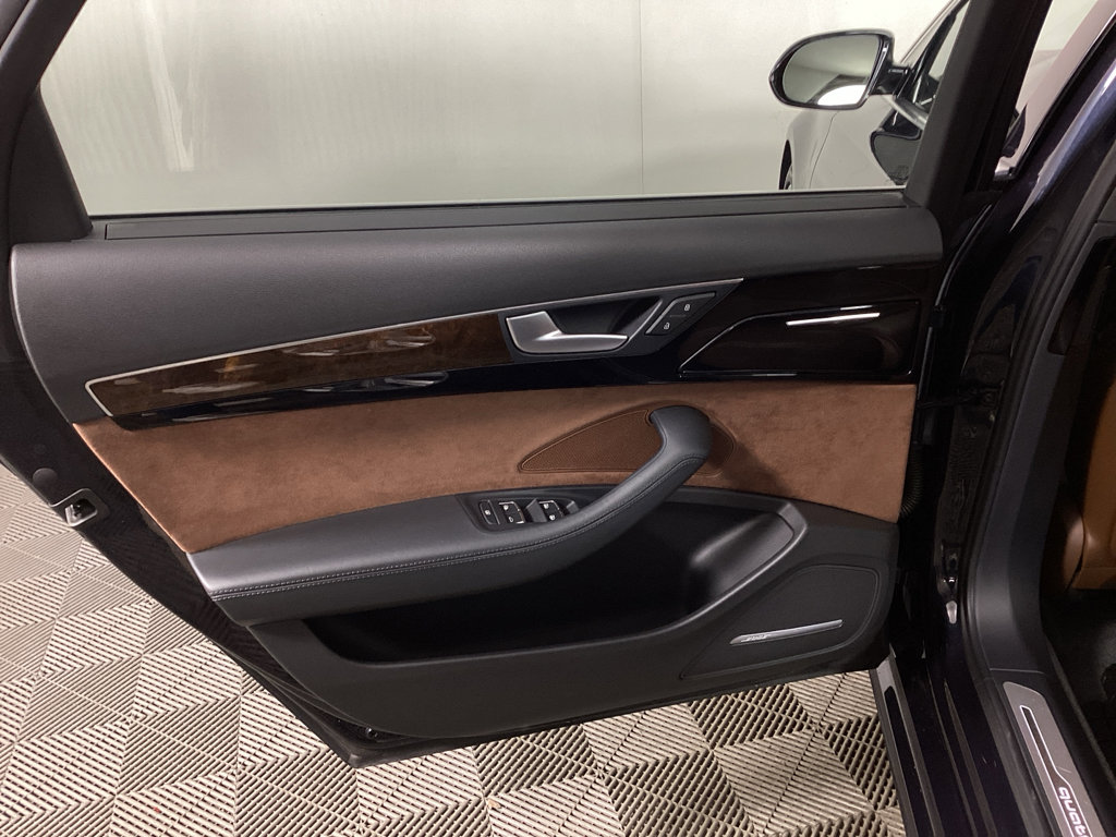 Used 2017 Audi A8 L 3.0T w/ Executive Package image 16