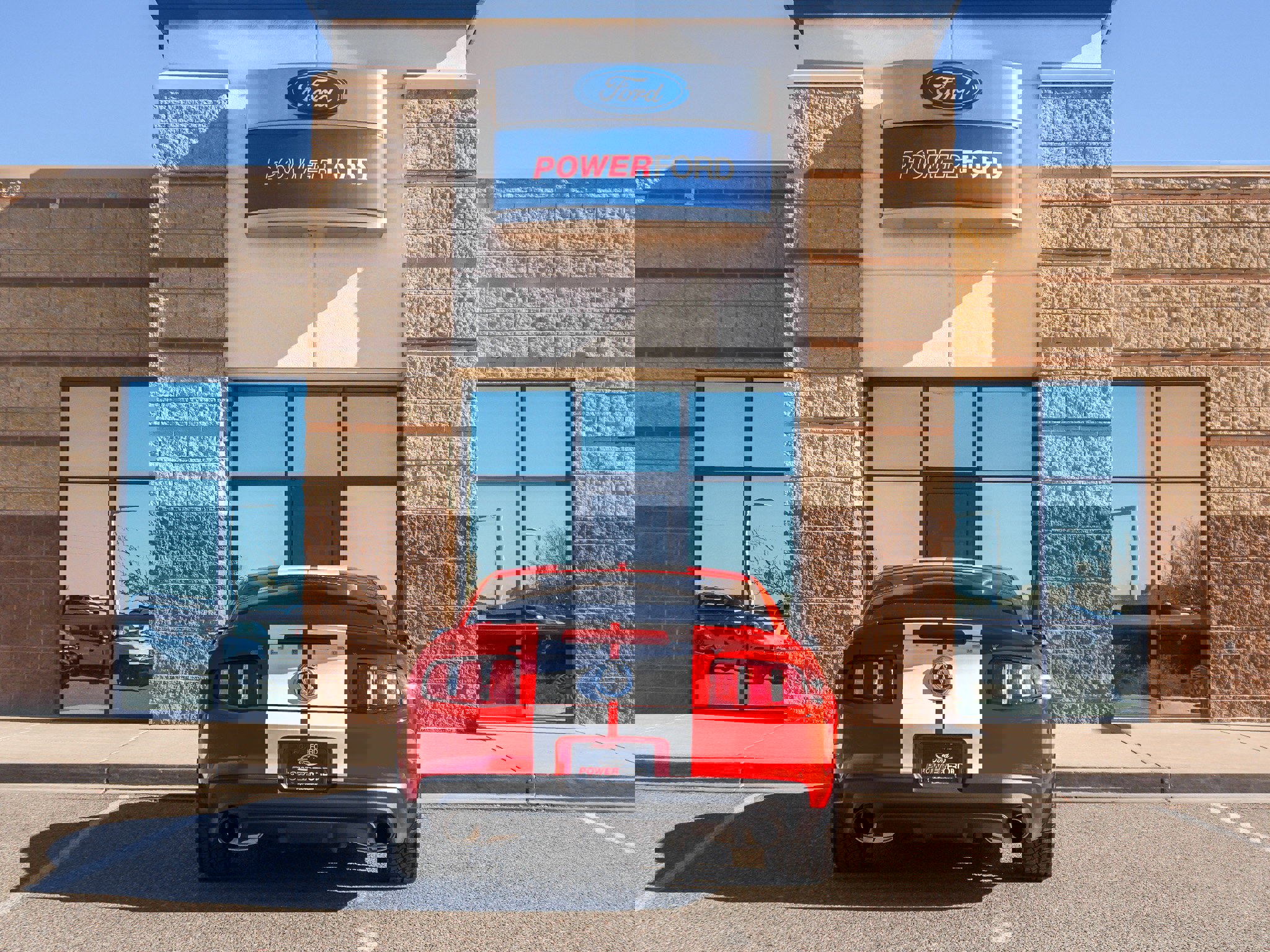 Used 2011 Ford Mustang Shelby GT500 w/ Electronics Pkg image 7